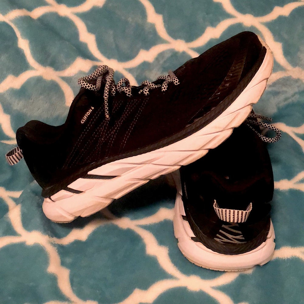 Hoka One Clifton 6 women’s shoes size 7 D